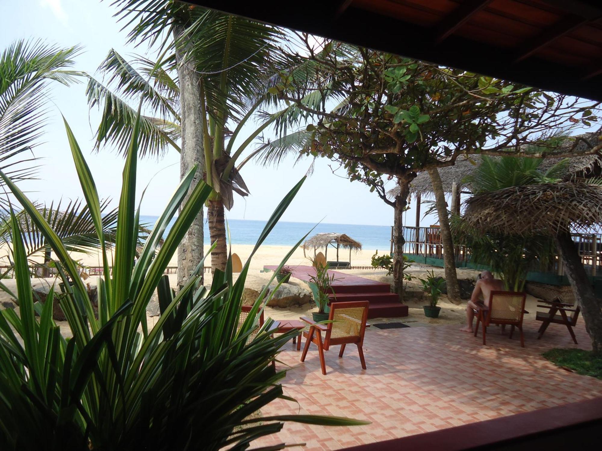 Whitepearl Beach Hikkaduwa Exterior photo