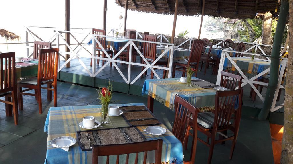 Whitepearl Beach Hikkaduwa Exterior photo